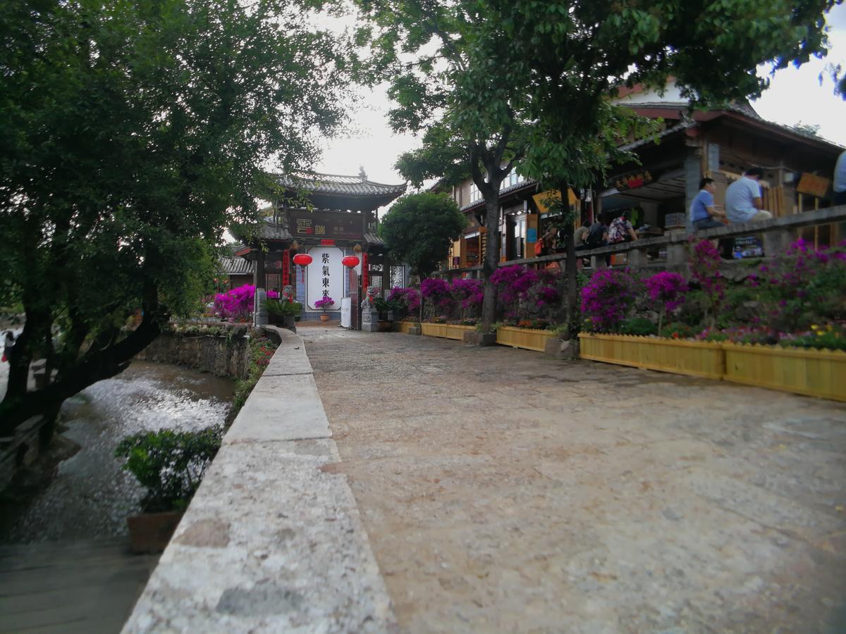 Love Cloud Boutique Chain Hotel In The Water Side Lijiang  Exterior photo