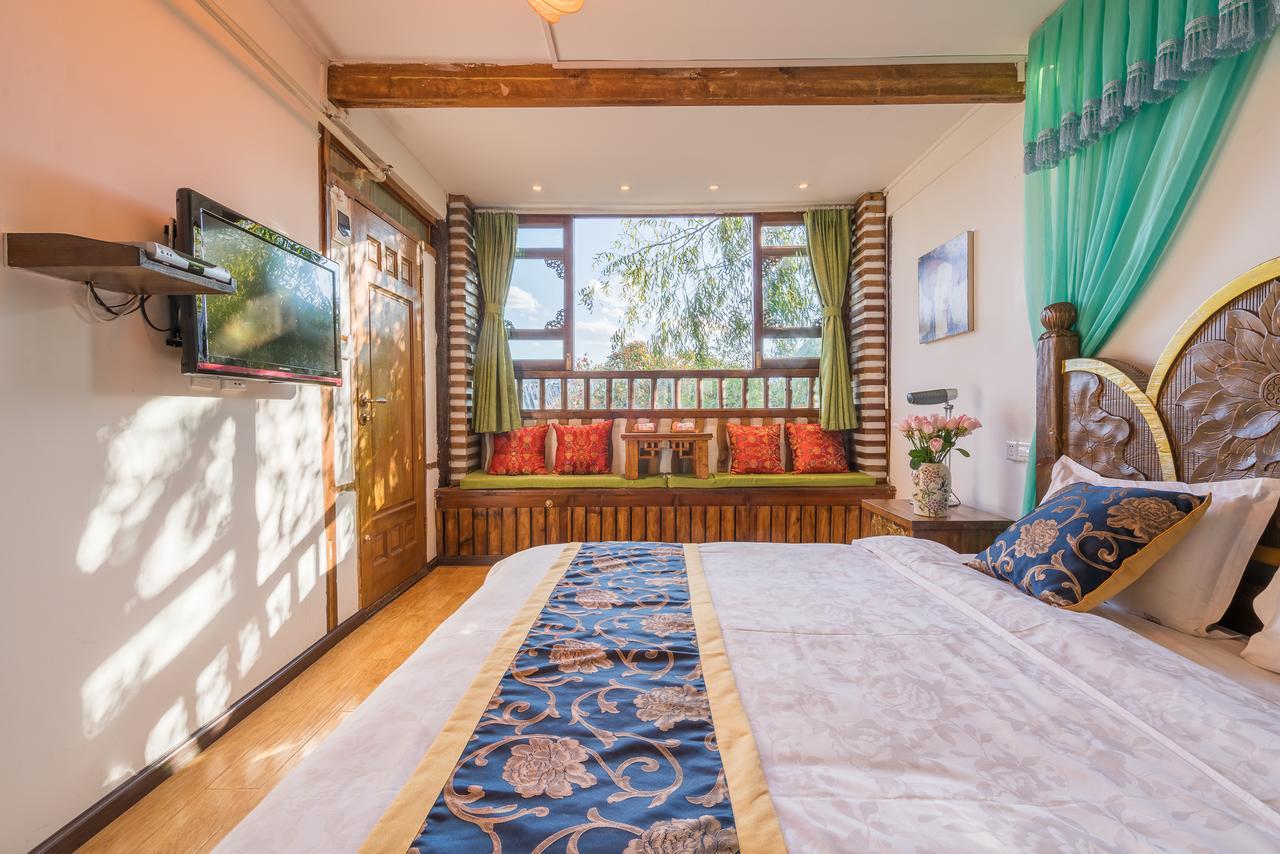 Love Cloud Boutique Chain Hotel In The Water Side Lijiang  Exterior photo
